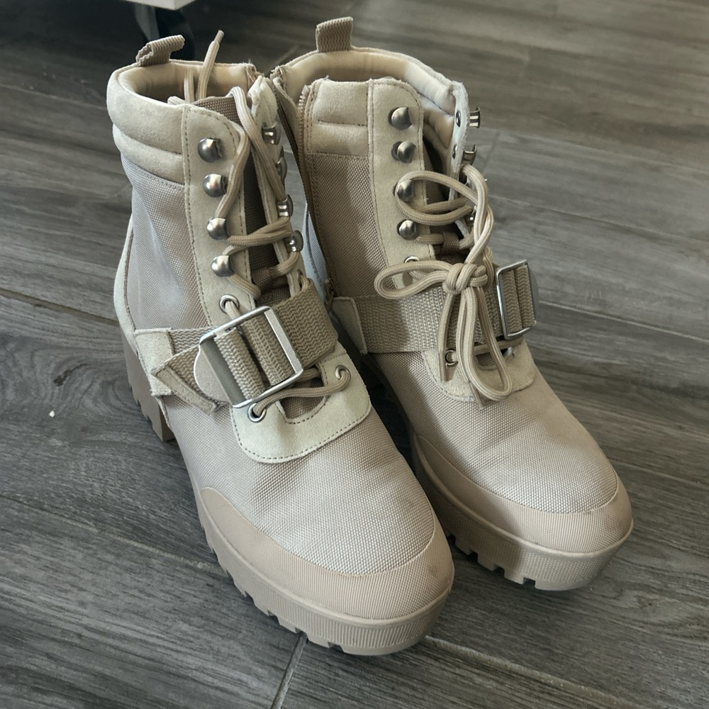 Women's Beige Lace-Up Ankle Boots